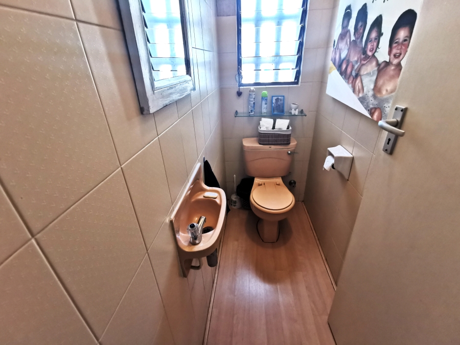 To Let 3 Bedroom Property for Rent in Kleingeluk Western Cape